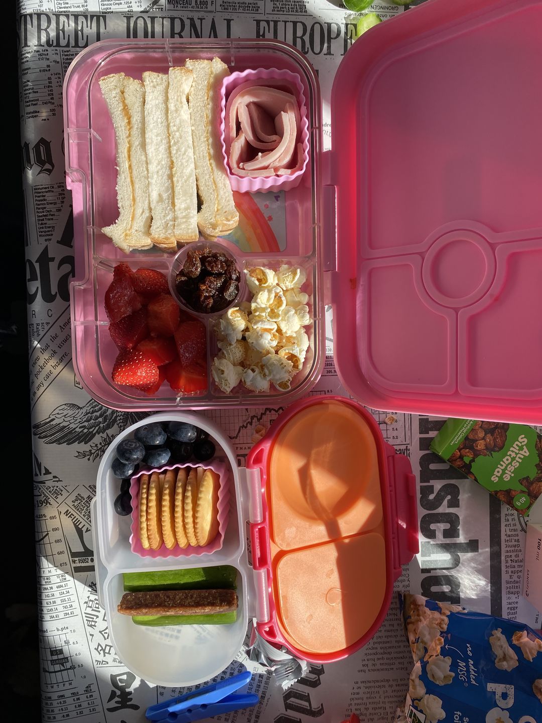 Customer photo review of b.box Snackbox – Strawberry Shake
