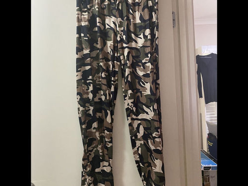 Customer photo review of Women Camouflage Elastic Waist Pants