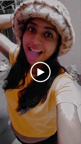 Customer video review of Vintage Floral Pattern Furry Bucket Hat