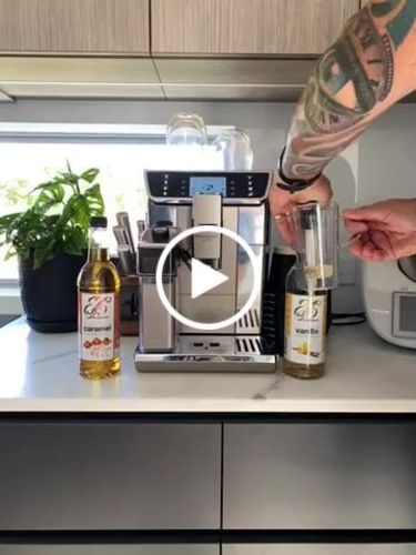Customer video review of Vanilla Coffee Syrup