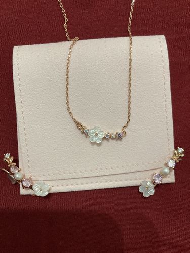 Customer photo review of Boucles d'oreilles Côme