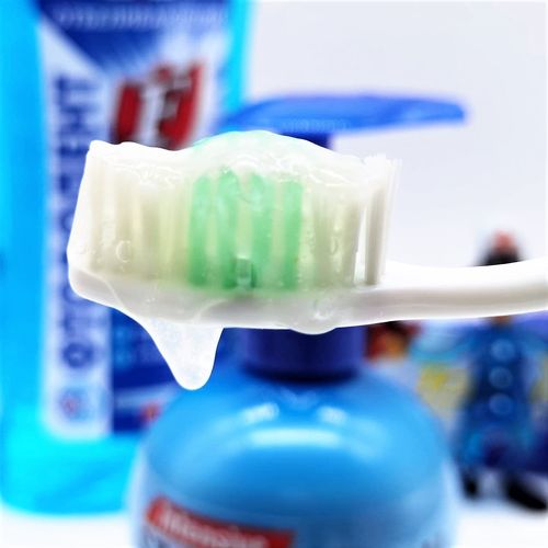 Customer photo review of Intensive™ Natural Teeth Whitening Toothpaste