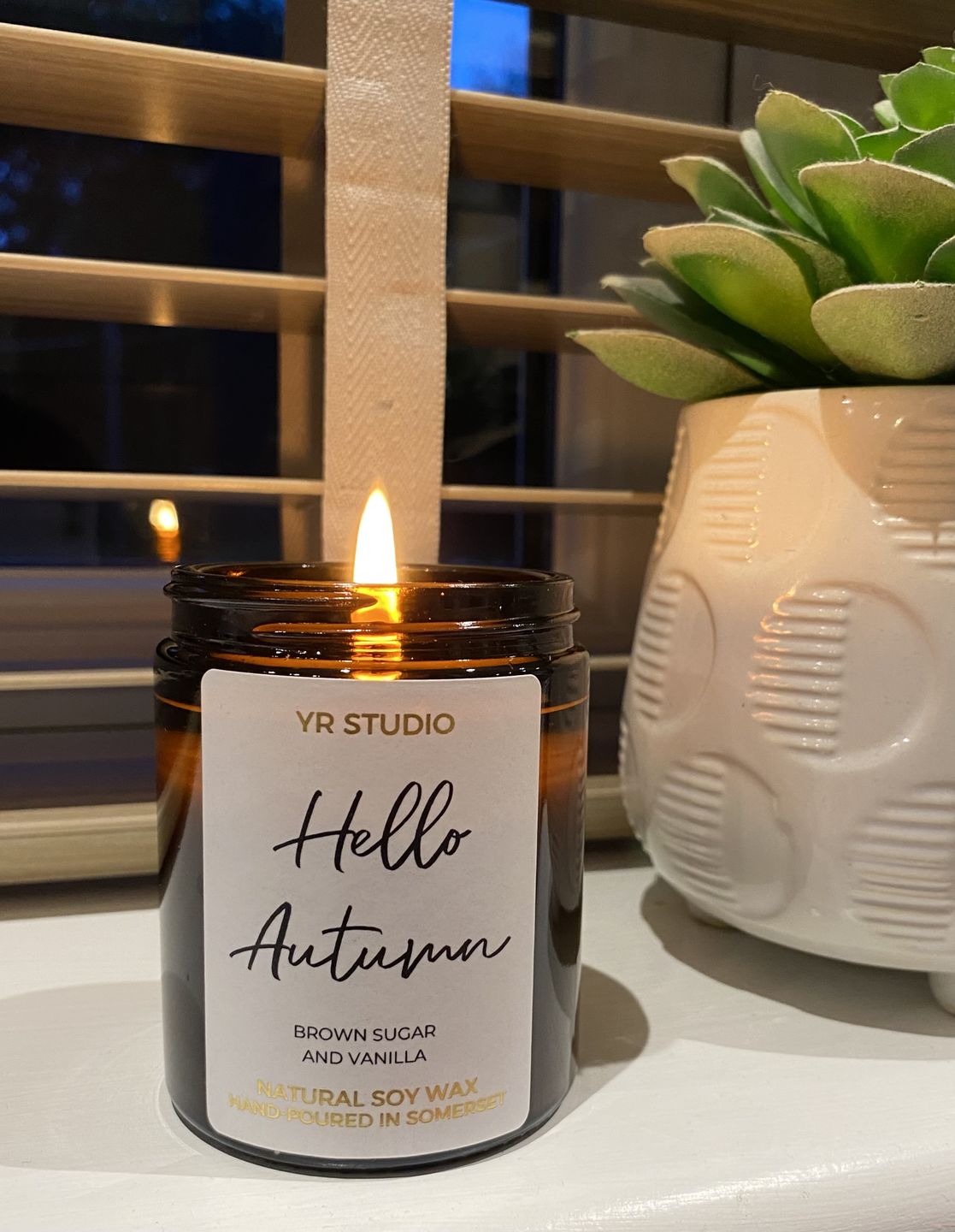 Customer photo review of "Hello Autumn" Brown Sugar and Vanilla Scented Soy Candle in Amber Jar