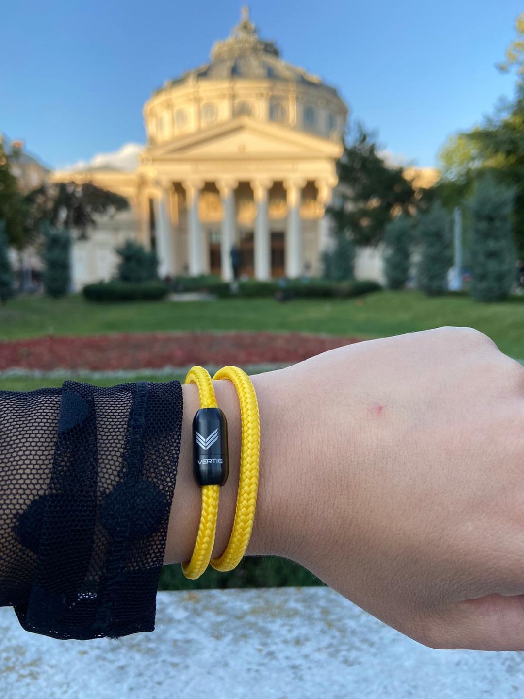 Customer photo review of VERTIG Summer Yellow Magnetic Paracord Bracelet