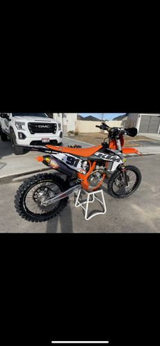 Customer photo review of Custom Gripper Seat Cover