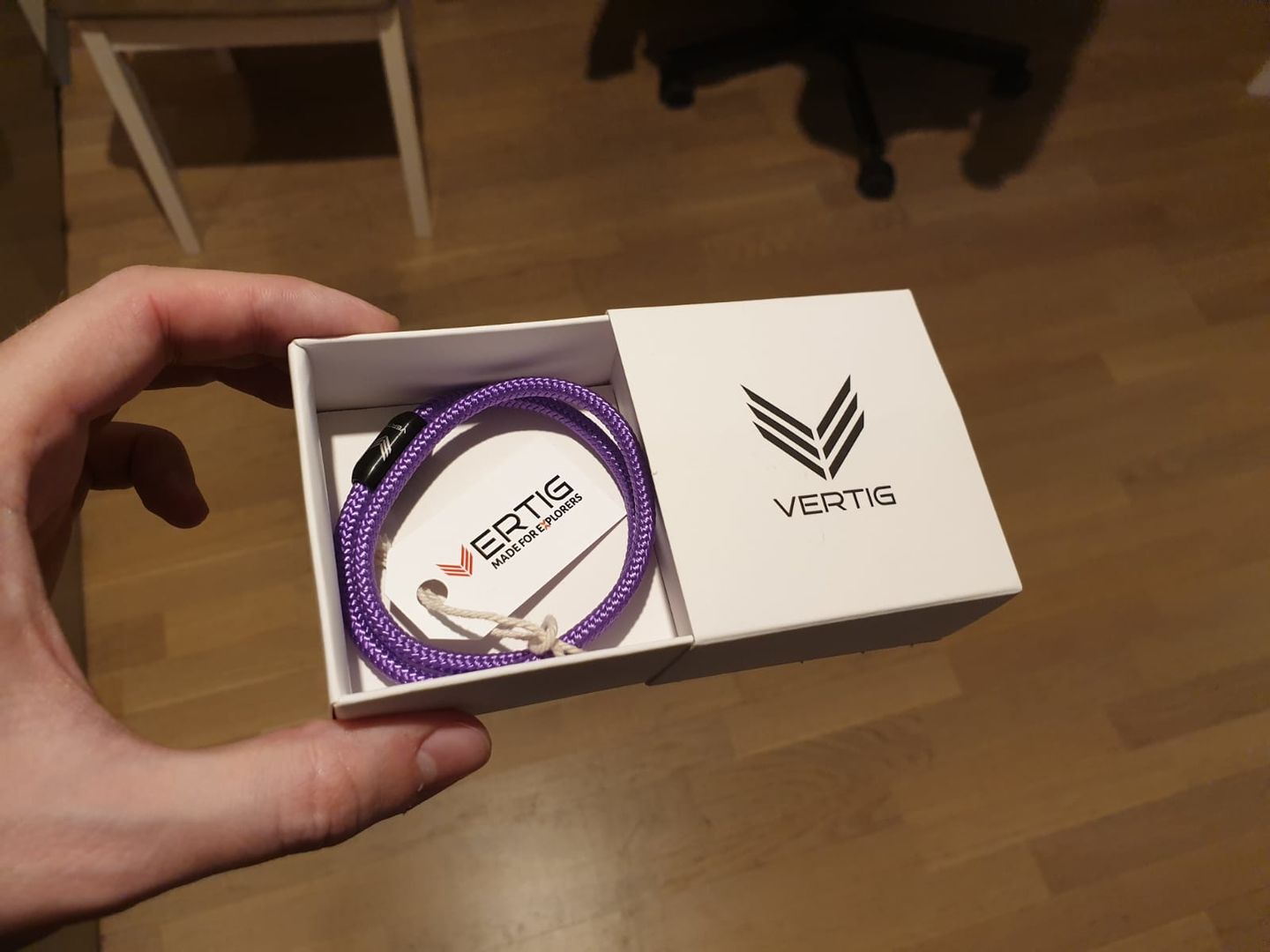 Customer photo review of VERTIG Purple Magnetic Paracord Bracelet