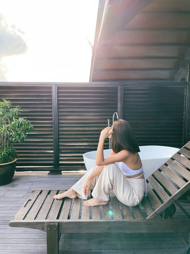 Customer photo review of WEEKENDS IN LA BIKINI SET