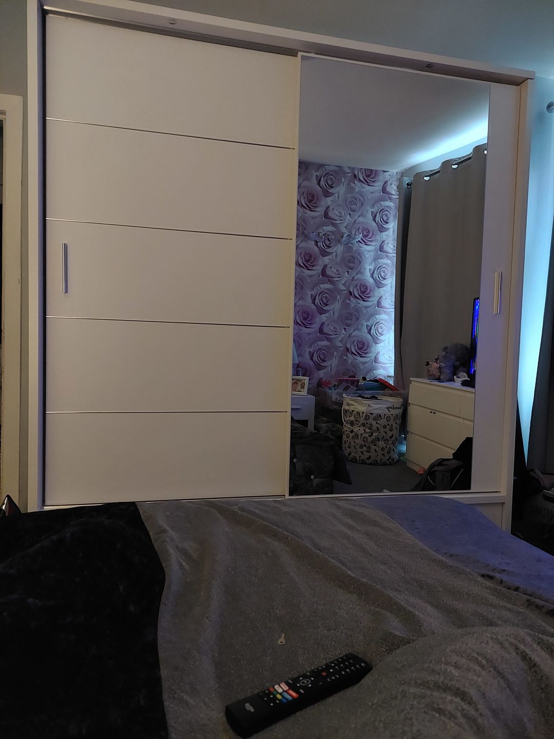 Customer photo review of Arti 5 - 2 Sliding Door Wardrobe 200cm