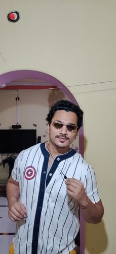 Customer photo review of Brown Cat-eye Sunglasses B80491MG3435