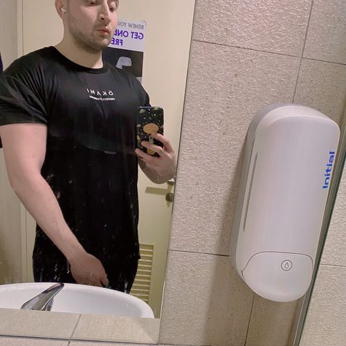 Customer photo review of 'Core' - Black Oversized Tee