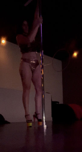 Customer photo review of Rose Gold High Rider Hot Pants