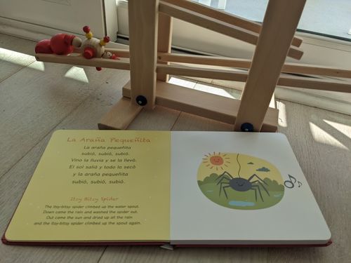 Customer photo review of Spanish Nursery Rhymes - La Vaca Lola