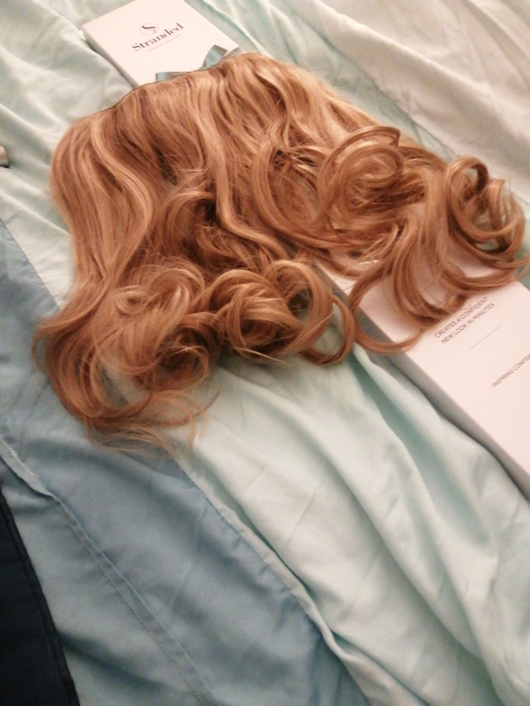 Customer photo review of 16" One Piece Curly Clip-in Hair Extension