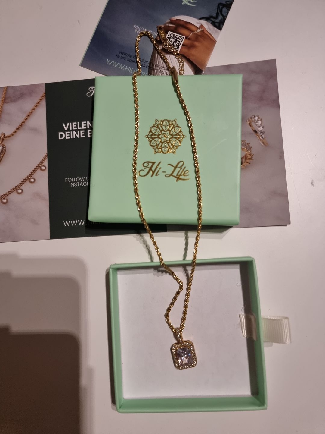 Customer photo review of Everlasting Elegance Kette