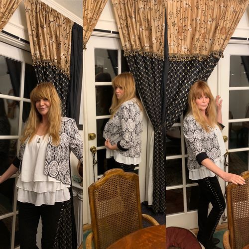 Customer photo review of Joseph Ribkoff Black/White Lace Pattern Open Front 3/4 Sleeve Bolero Jacket 213718 NEW