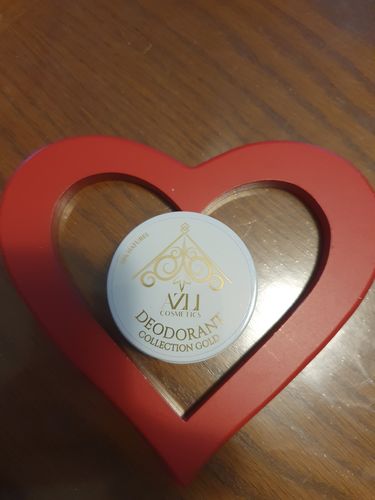 Customer photo review of Déodorant 98% naturel parfumé au Musc blanc