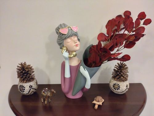 Customer photo review of Selena Flower Vase