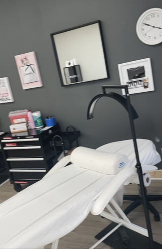 Customer photo review of CosmoGlo Original Light Bundle + Phone Clip