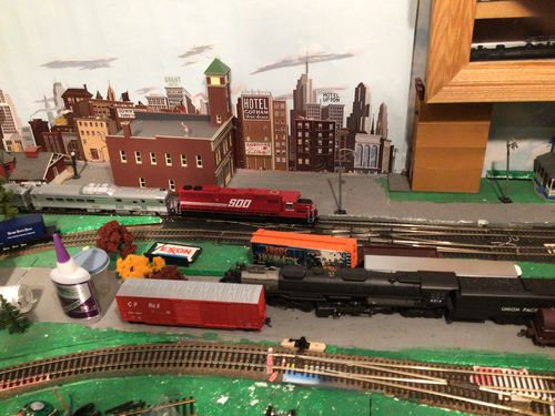 Customer photo review of PREORDER Athearn HO RTR SD60 w/DCC & Sound, SOO #6043