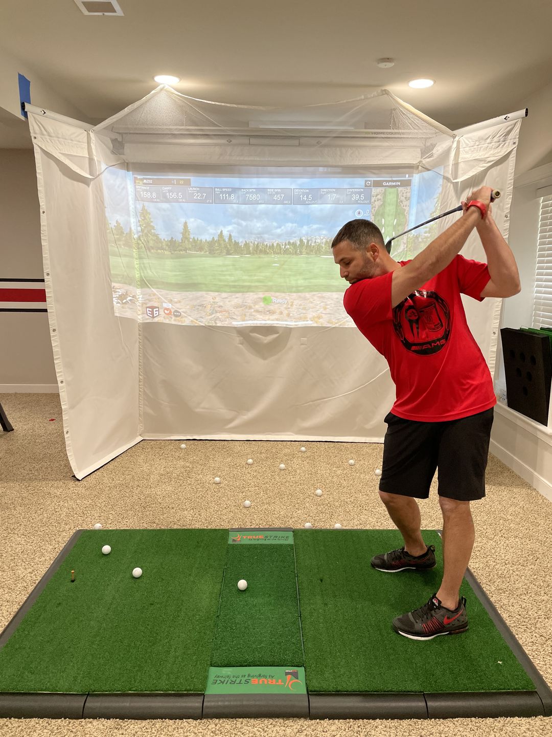 Customer photo review of HomeCourse Pro 180 Retractable Golf Simulator Screen