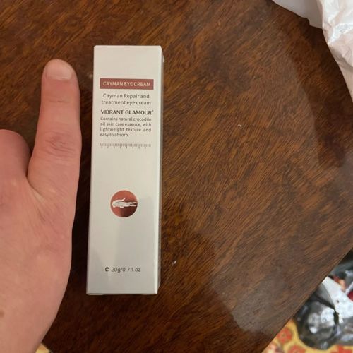 Customer photo review of Vibrant Glamour ™ Magic Eye Cream
