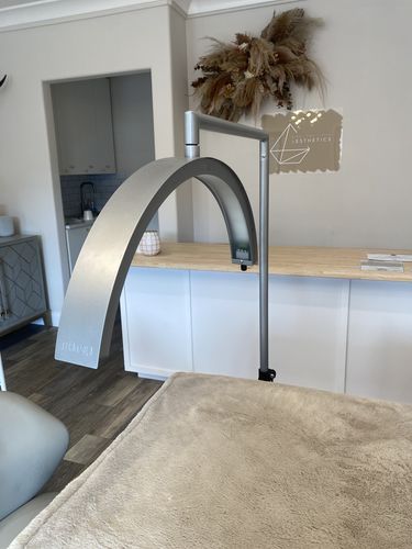 Customer photo review of CosmoGlo Original Light Bundle + Phone Clip