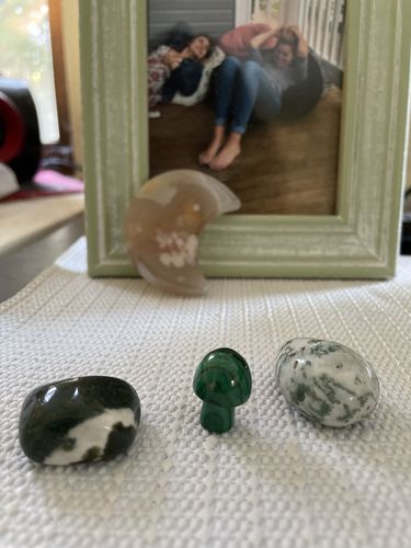 Customer photo review of Flower Agate Moon