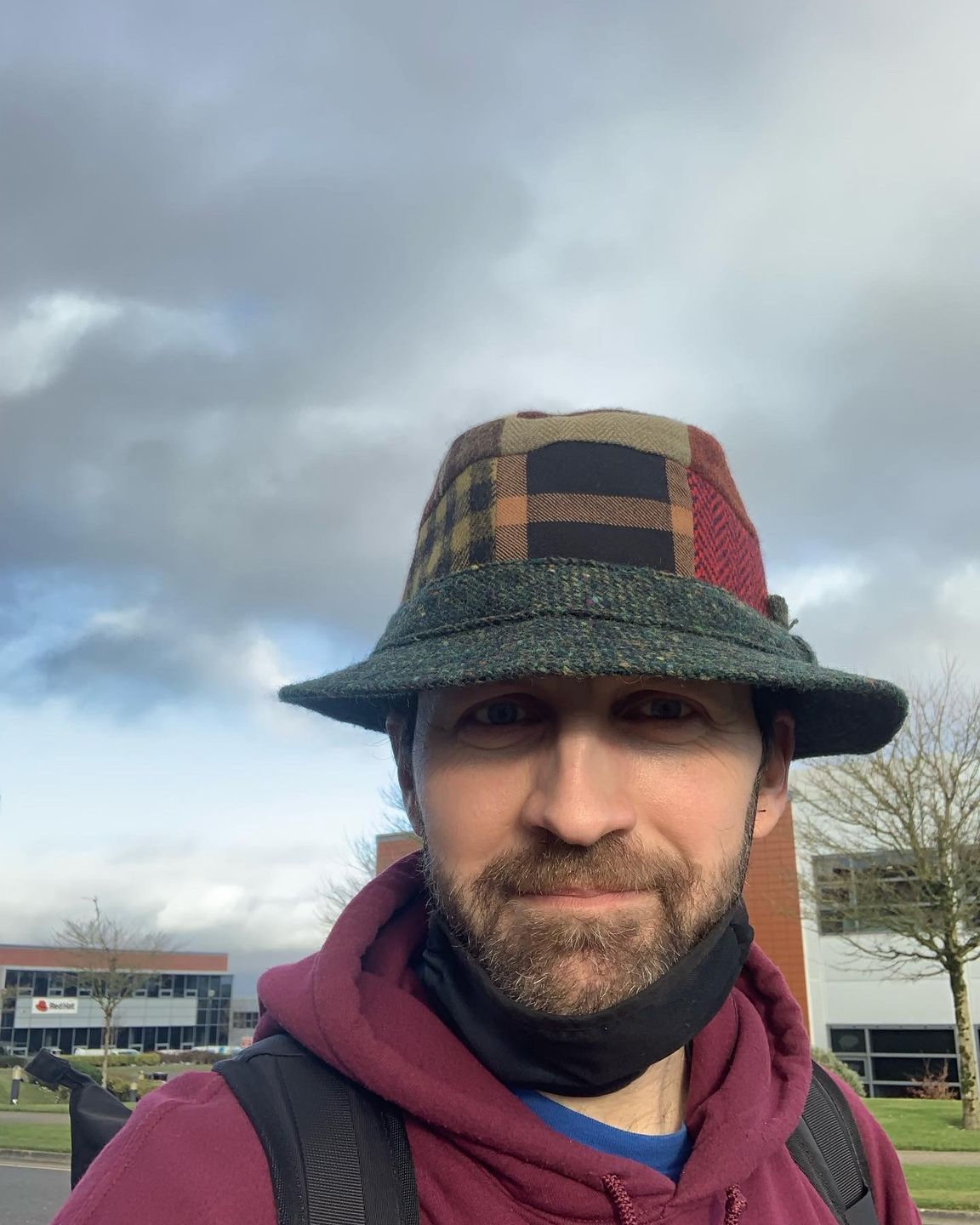 Customer photo review of Walking Hat Patchwork Tweed