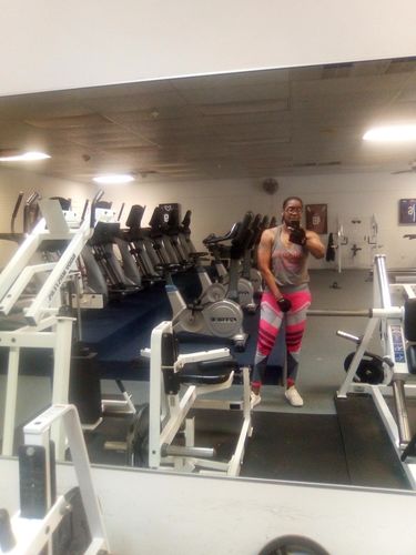 Customer photo review of High Elastic Push Up Pants Fitness Legging