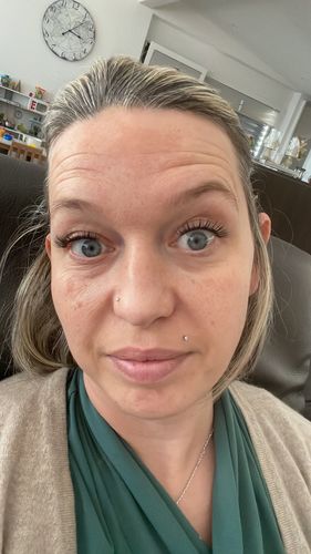 Customer photo review of And so it begins - Starter Set (mit schwarzem Wimpernkleber)