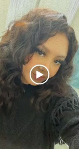 Customer video review of Hello kitty Nose  Studz