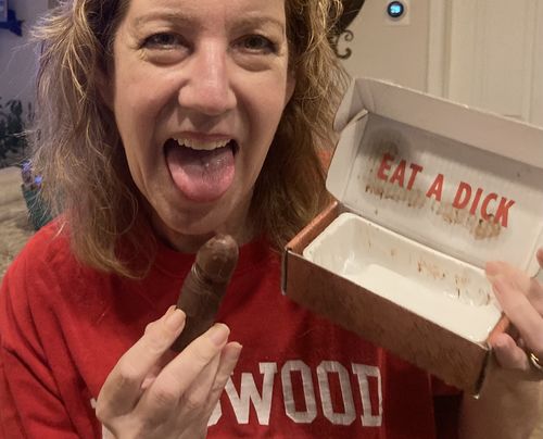 Customer photo review of 2021 Limited Edition Valentine's Dick - Eat a Dick
