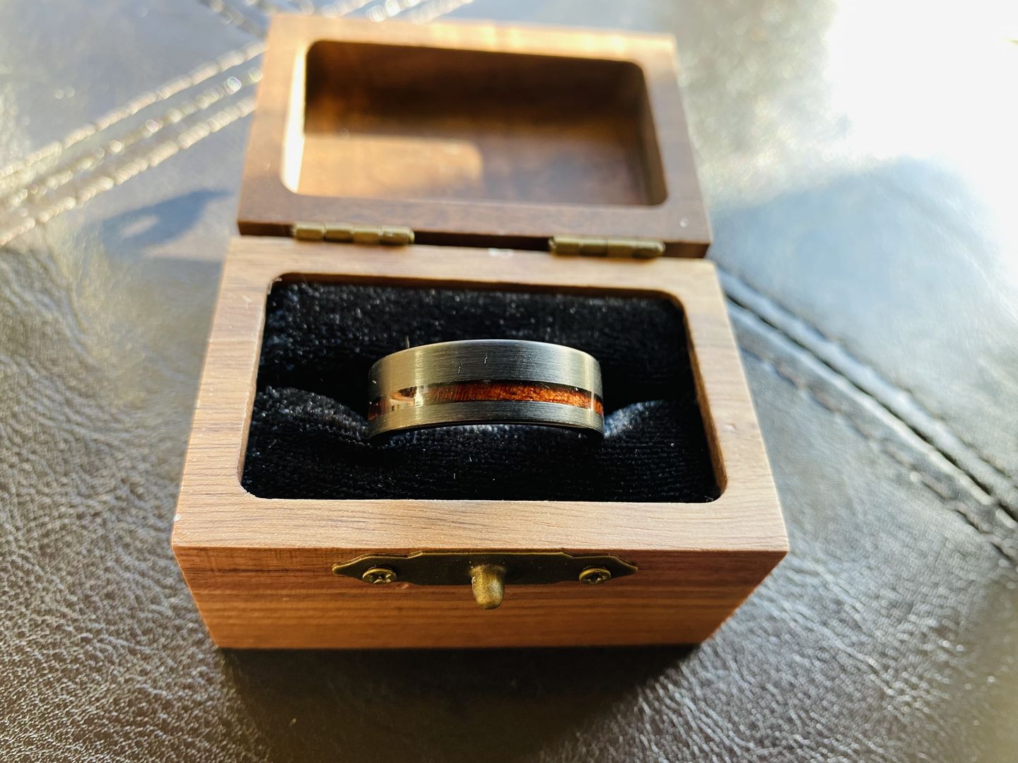 Customer photo review of Black Redwood