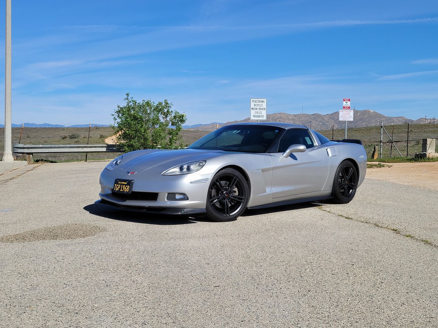 Customer photo review of Corvette C6 Base Model Extended Front Splitter Lip & Side Skirts Rocker Panels