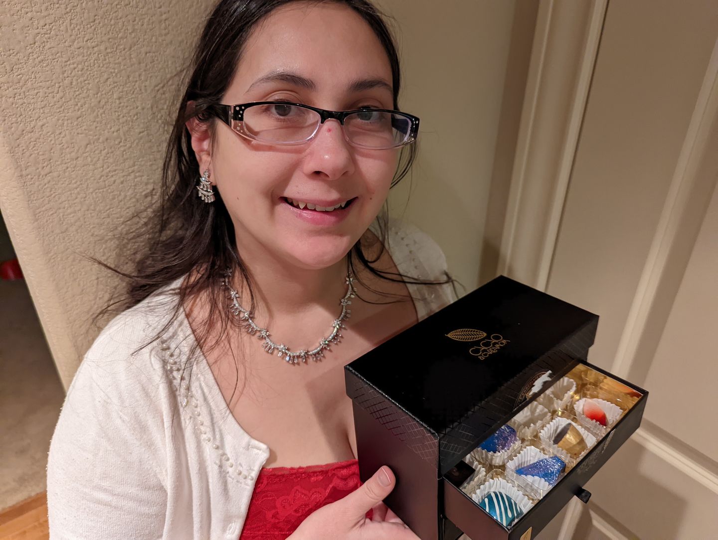 Customer photo review of The Jewelry Box, 24 Pieces