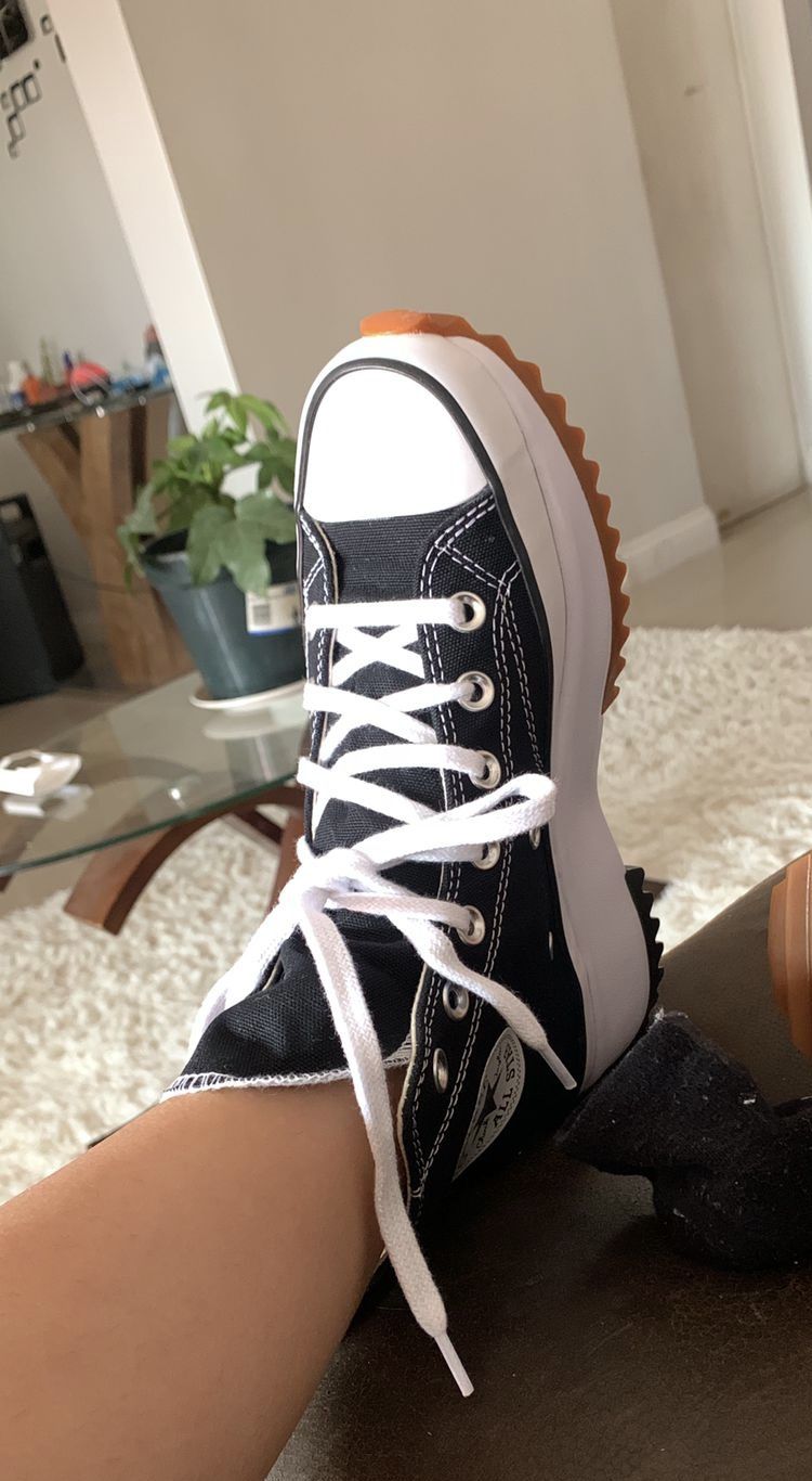 Customer photo review of Zapatilla Converse Run Star Hike Plataforma Mujer Negro
