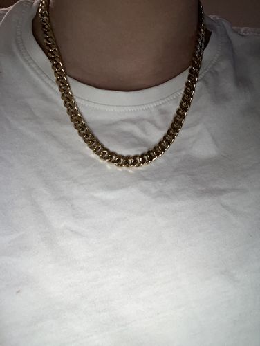 Customer photo review of Cuban Link (Gold)
