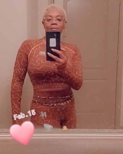 Customer photo review of Courtney Swirl Set in Bole