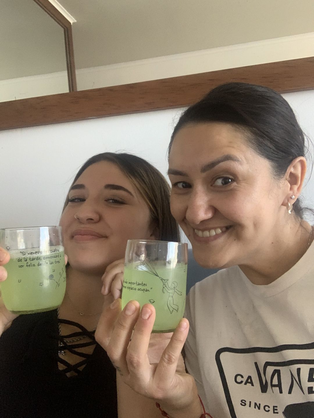 Customer photo review of El Principito Mini Juego de Vasitos 200 ml