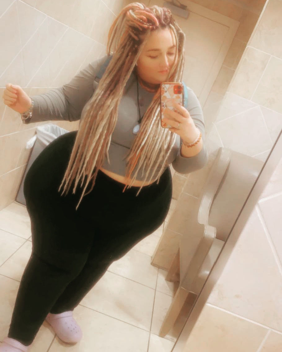 Customer photo review of Dusty Pink  - (1 pack of 5 Dreads)