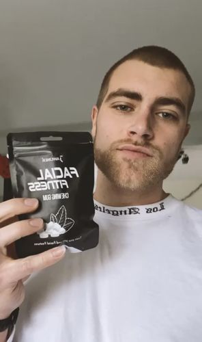 Customer photo review of JAWLINER® Fitness Chewing Gum