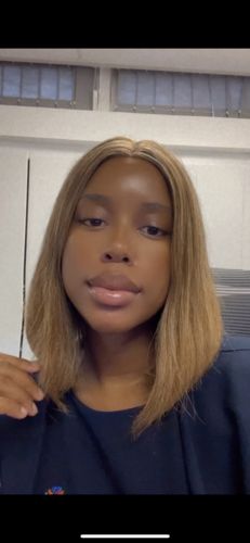 Customer photo review of 12inch Highlighted Tpart Wig
