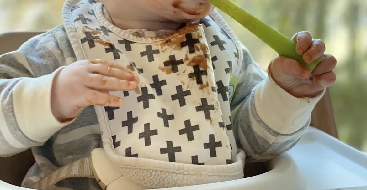 Customer photo review of 8-Pack URBAN Drool Bibs