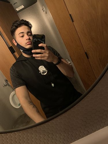 Customer photo review of Kong Sleeveless Hoodie - Black