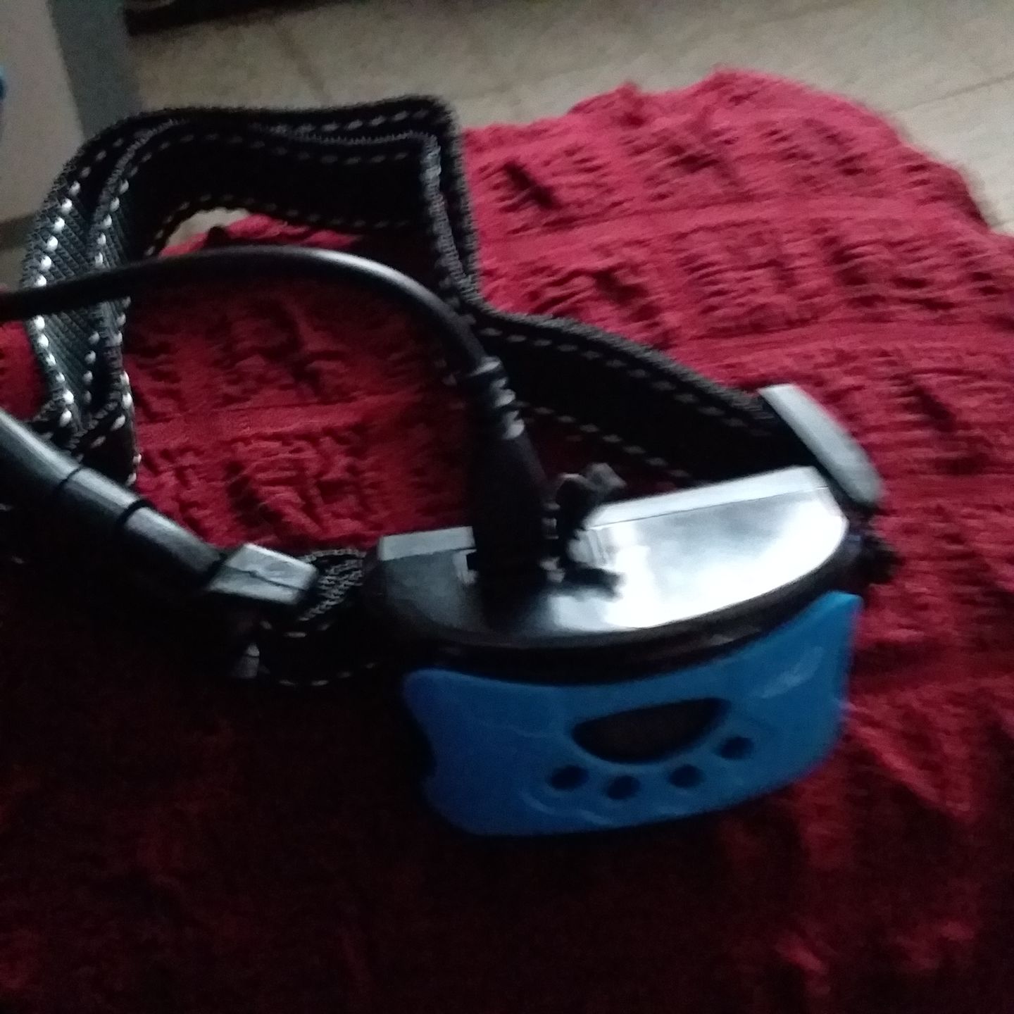 Customer photo review of Chargeur spécialement conçu pour le collier Anti Aboiement