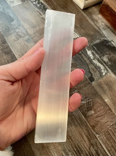 Customer photo review of Selenite (Satin Spar) Charging Plate- 6”