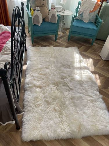 Customer photo review of Extra Large FAUX SheepSkin Area Rug