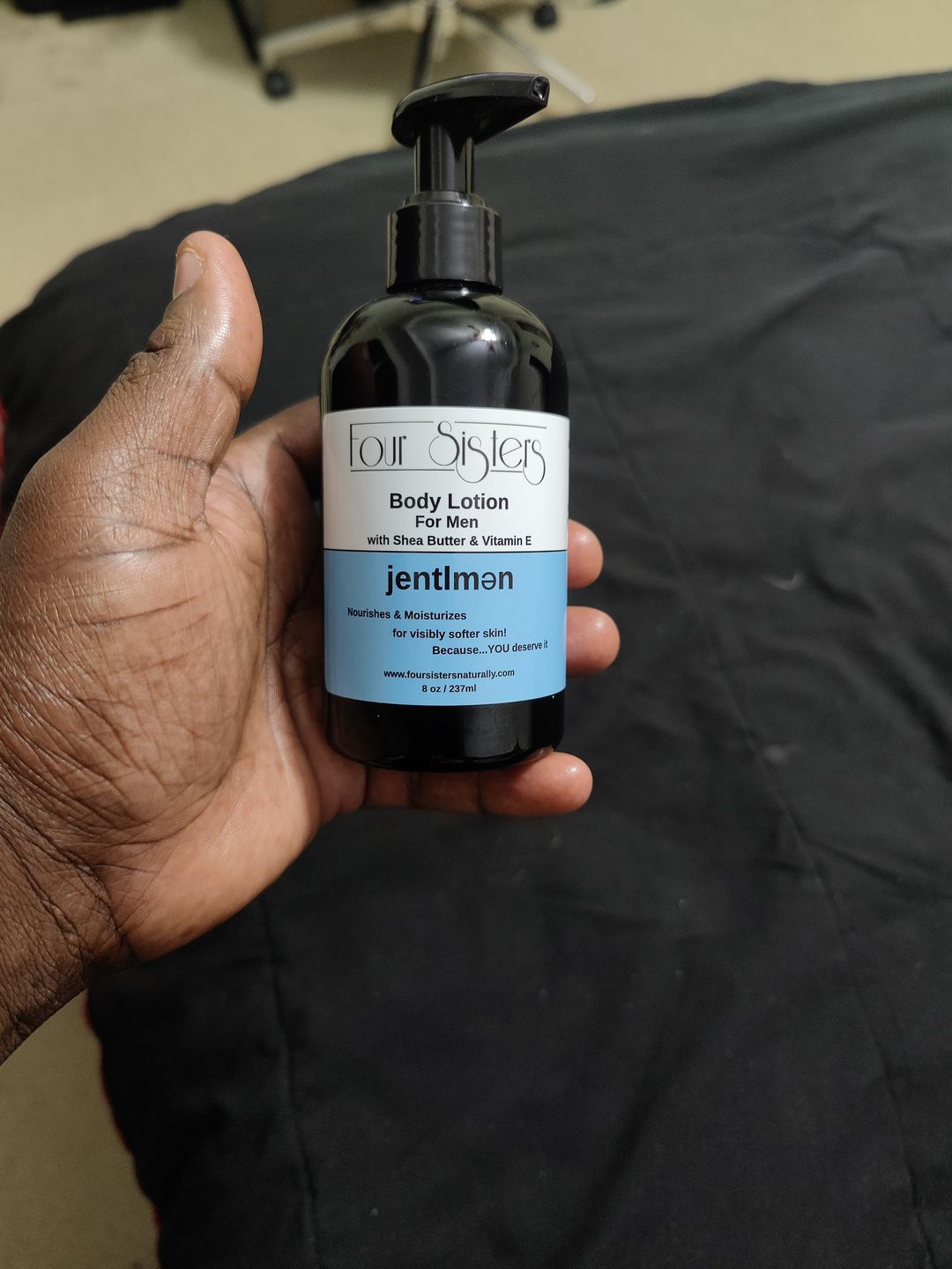 Customer photo review of Men's Body Lotion