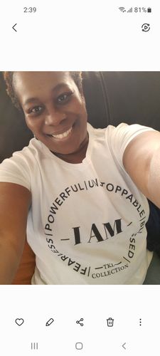 Customer photo review of "I AM" Limited-Edition T-Shirt (S-5XL)