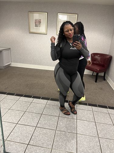 Customer photo review of On the Move Seamless Set (Black)